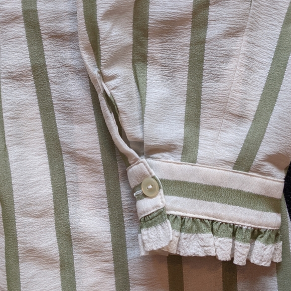 CREPE STRIPE BLOUSE - Picture 7 of 7